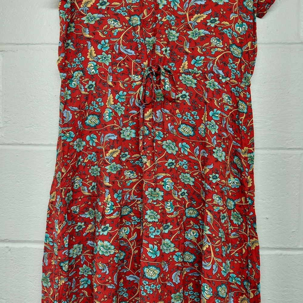 Temofon Womens Red Floral V-neckline Dress Size Medium Light Resort Holiday Chic - Picture 3 of 16